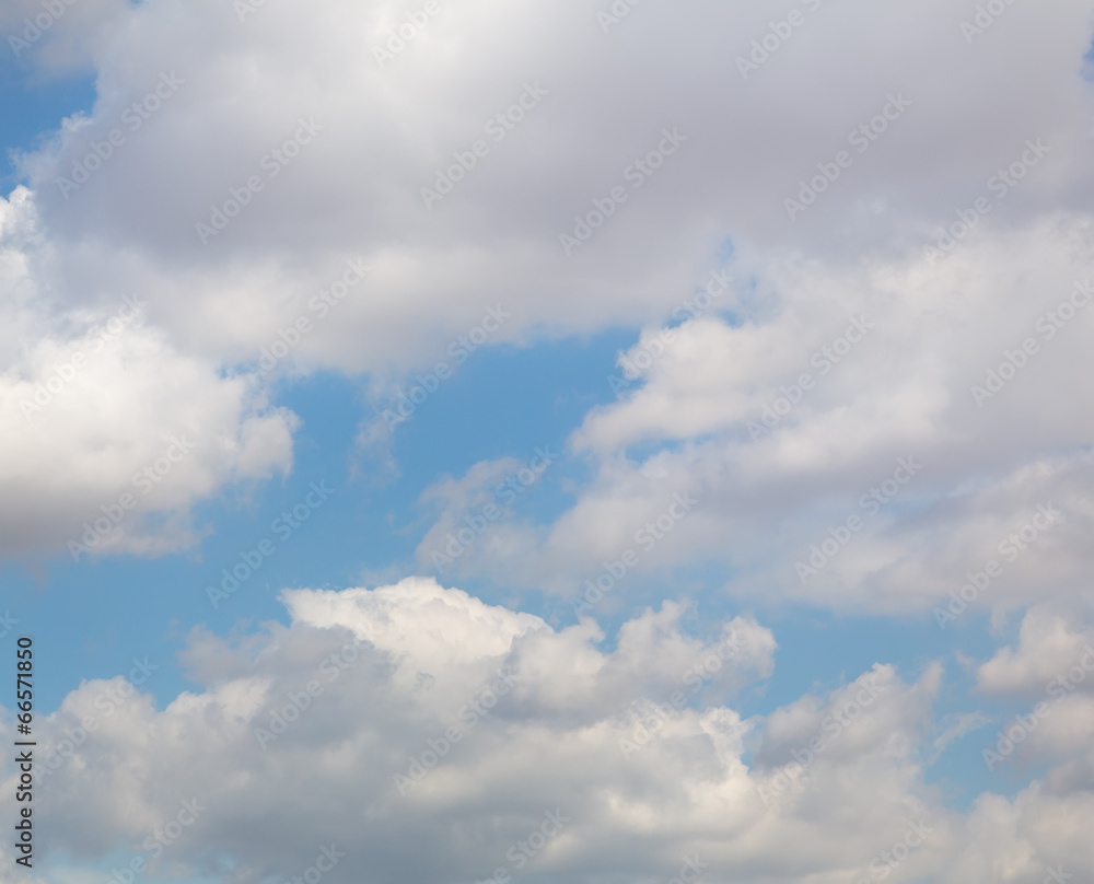 Fragmentary white clouds against the blue sky