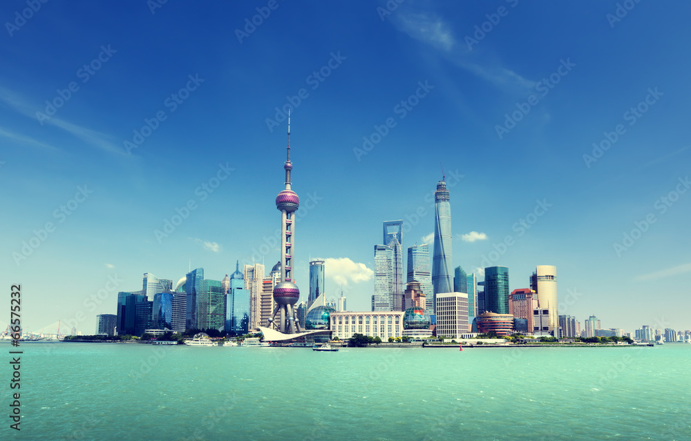 Naklejka premium Szanghaj panoramę i słoneczny dzień