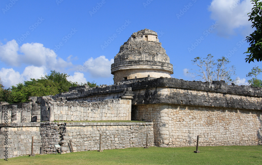 Observatoire astronomique de Chichen Itza ( Yucatan, Mexique) Observatoire astronomique de Chichen Itza ( Yucatan, Mexique)