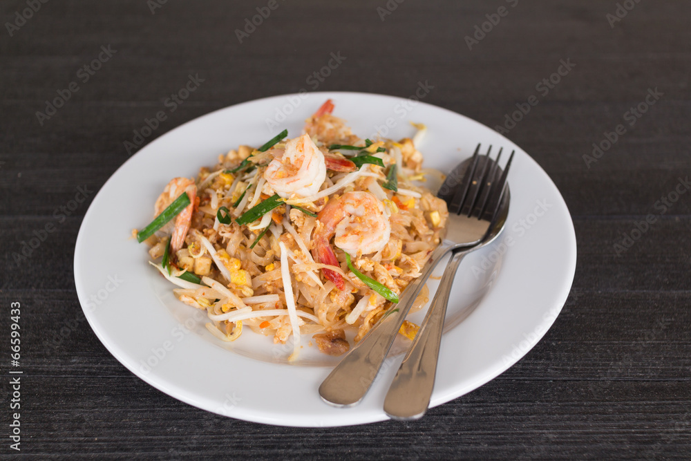 Pad thai- stir-fried noodles . Thailand's national dishes Pad thai- stir-fried noodles . Thailand's national dishes