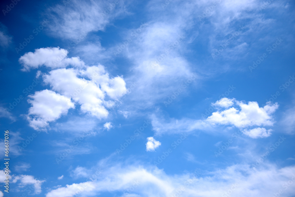 Fototapeta premium Blue sky with white clouds