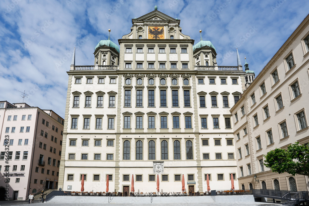 Augsburger Rathaus vom Elias-Holl-Platz
