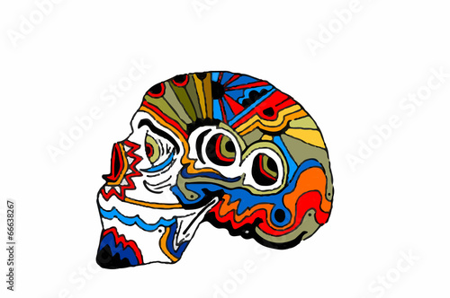 cranio fantasy su sfondo bianco