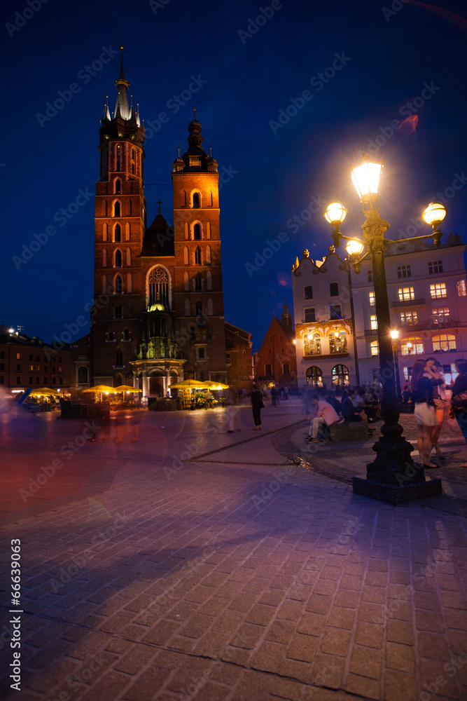 St Mary's Basilica, Rynek Glowny in Krakow