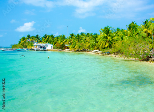Paradise Beach House - Southwater Caye Belize
