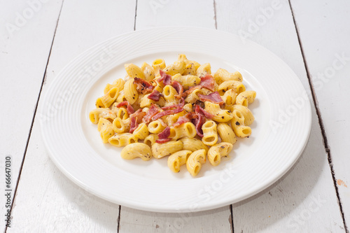 cheese bacon pasta macaroni