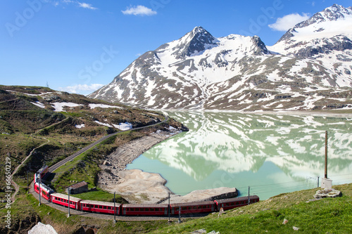 ferrovia Retica - Passo del Bernina (CH) photo