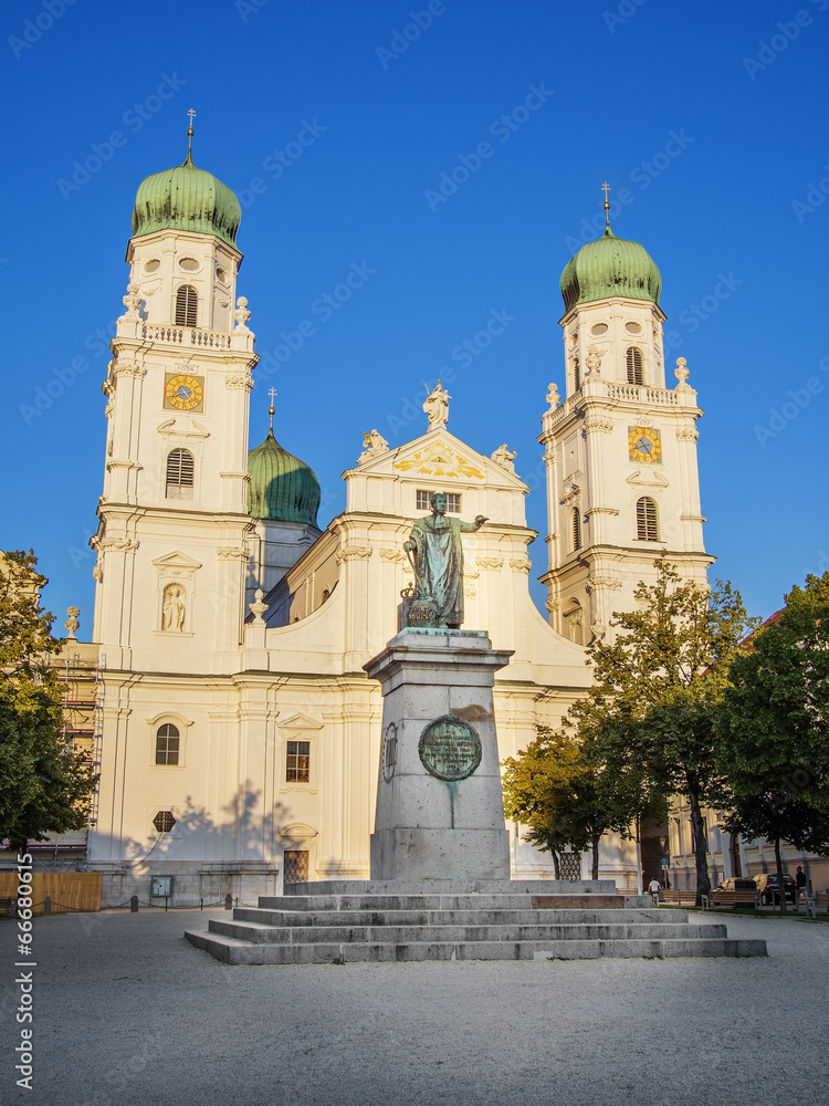 Fototapeta premium Cathedral St. Stephan