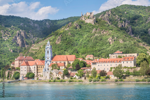 Obraz na płótnie Dürnstein with Danube River, Wachau, Austria w salonie