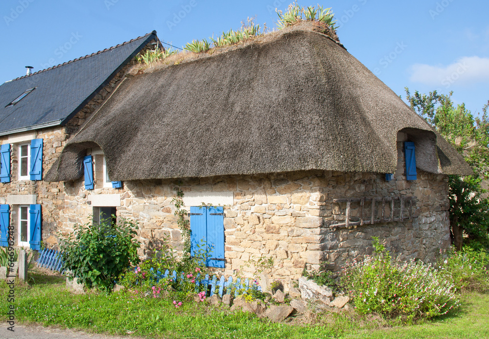 Chaumières bretonnes au village de Kercanic, Finistère, Bretagne Chaumières bretonnes au village de Kercanic, Finistère, Bretagne