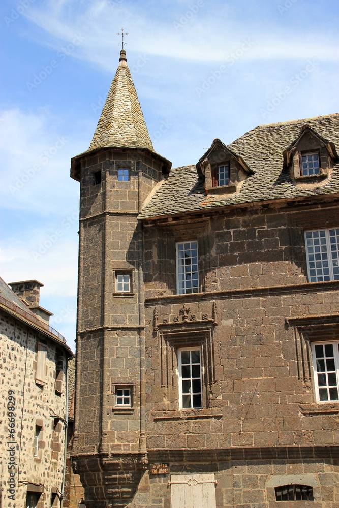 Salers (Cantal) Salers (Cantal)