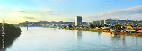 Canvas Print Bratislava panorama
