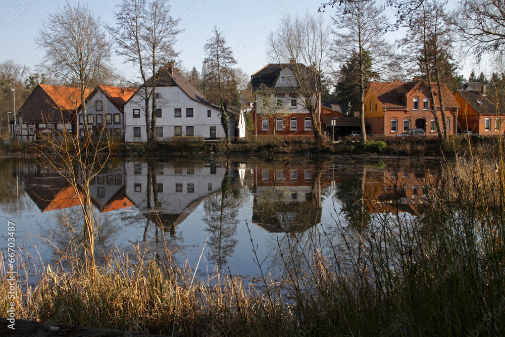 Fototapeta premium Dorfteich in Grohnde