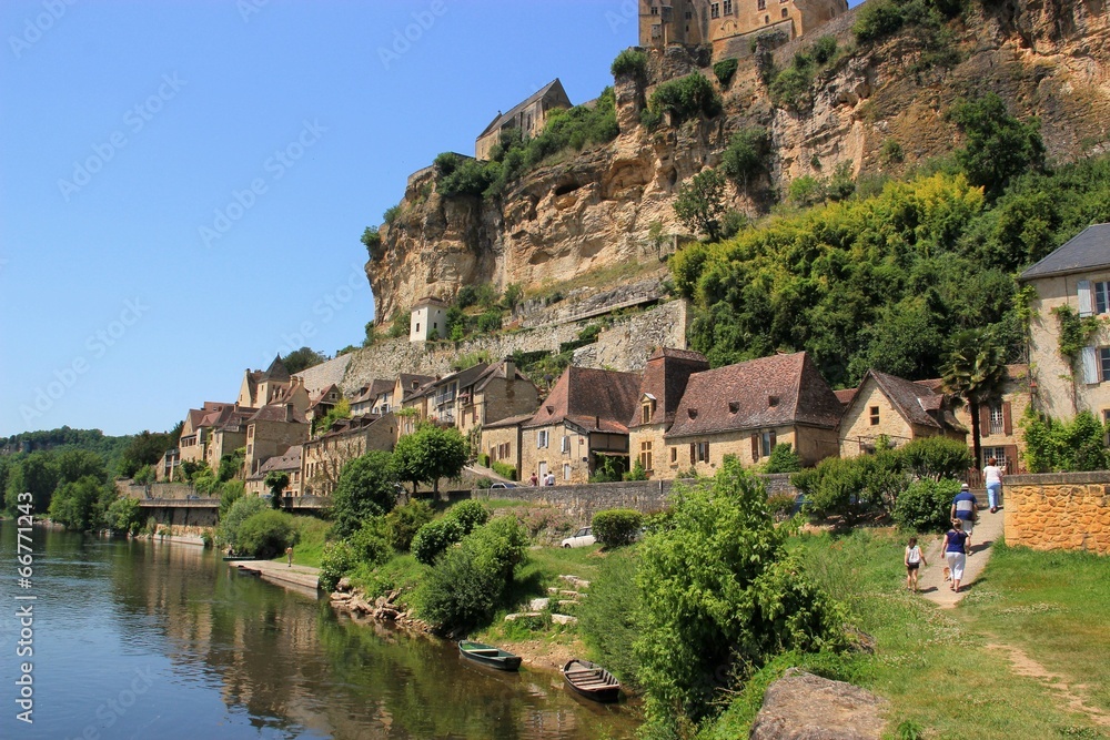 Beynac-et-Cazenac (Dordogne)