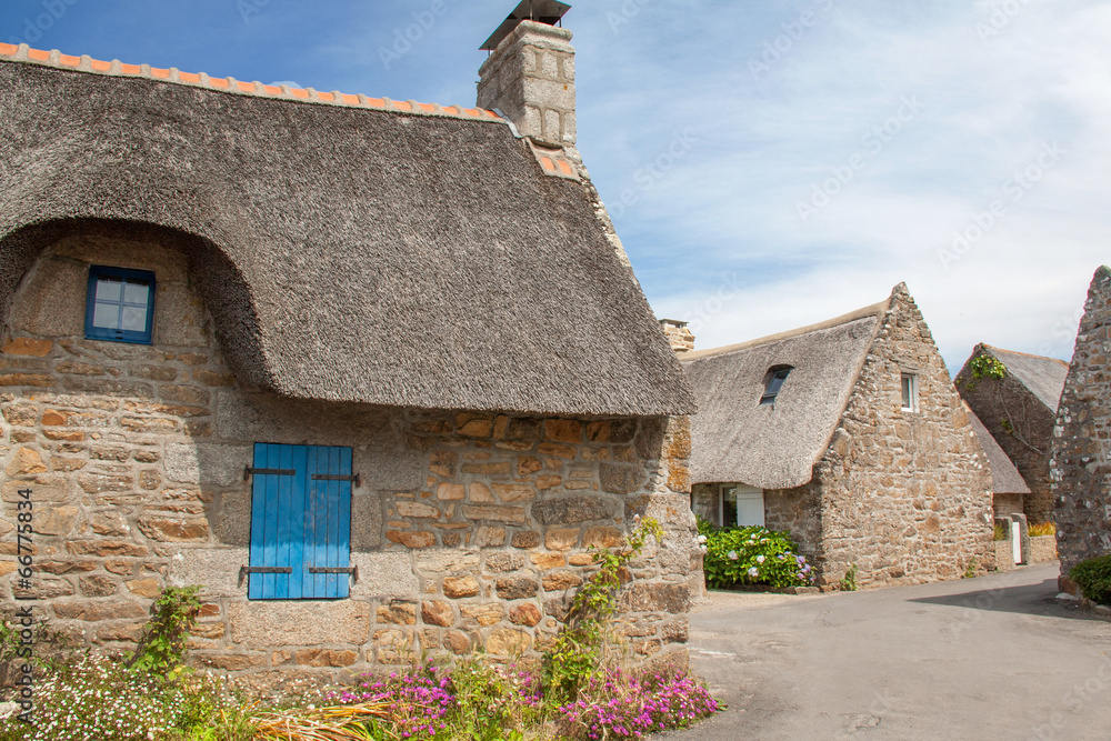 Chaumières bretonnes au village de Kérascoe, Finistère, Bretagne Chaumières bretonnes au village de Kérascoe, Finistère, Bretagne
