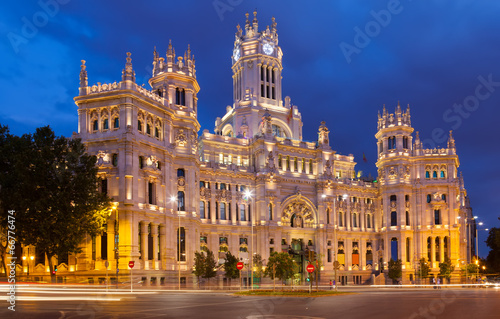  Palacio de Cibeles in summer dusk. Madrid
