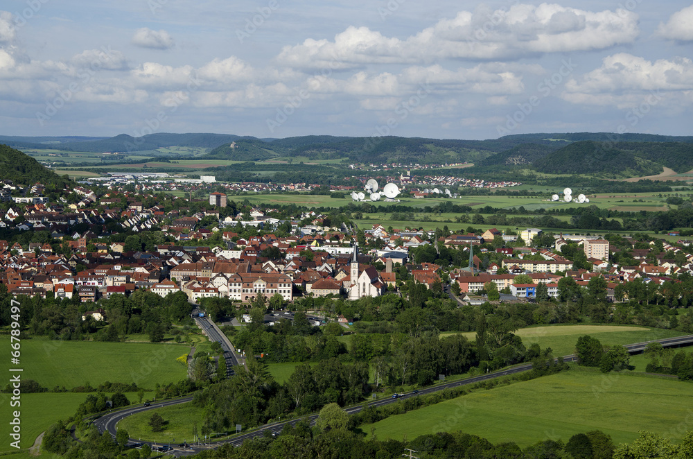 Blick v. Schloss Saaleck auf Hammelburg
