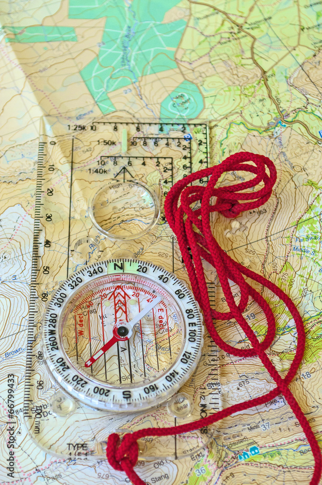 Obraz premium Compass on Map
