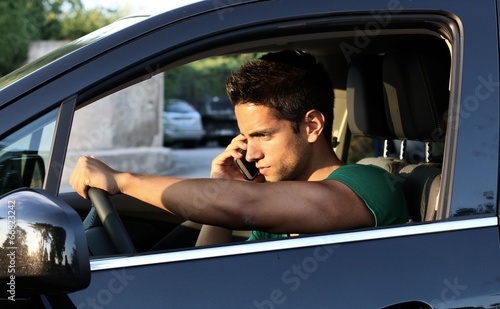 Fotografie téléphone au volant
