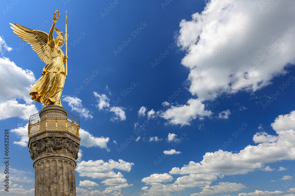 Fototapeta premium Berlin, Siegessäule, großer Stern