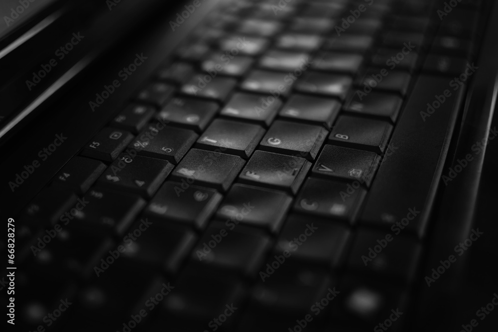 black keyboard