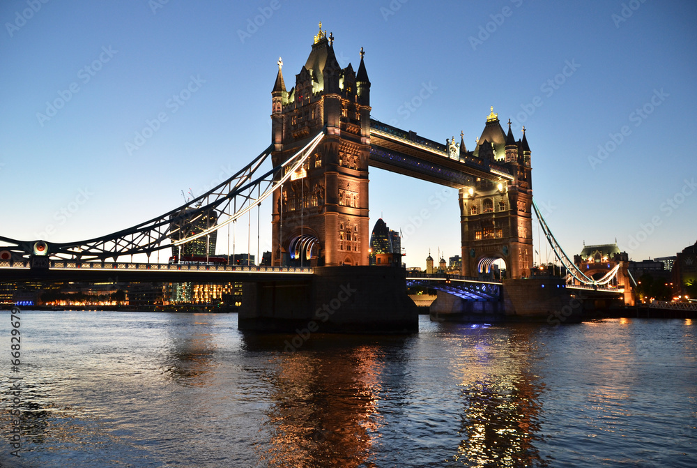 Obraz premium Tower bridge in London