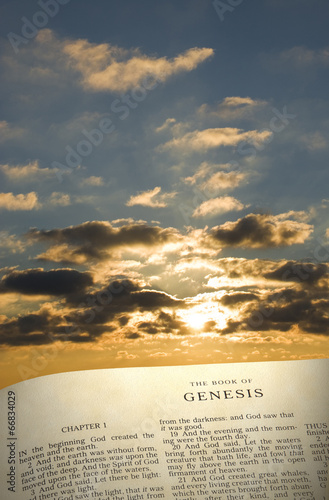 Fototapet Genesis Book & Sky