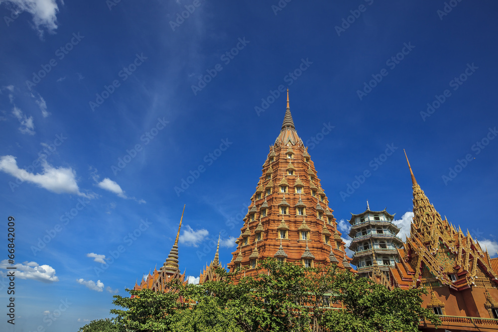 Fototapeta premium Wat tham-sua temple