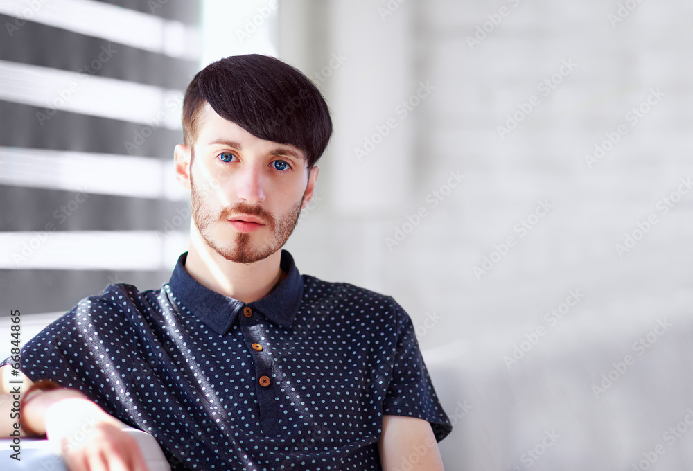 Naklejka premium portrait of handsome young man