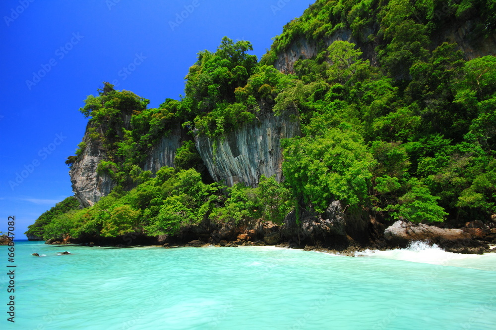 The clear sea at Phi Phi south island of Thailand