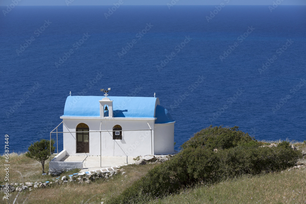 Kapelle mit Meerblick in Griechenland