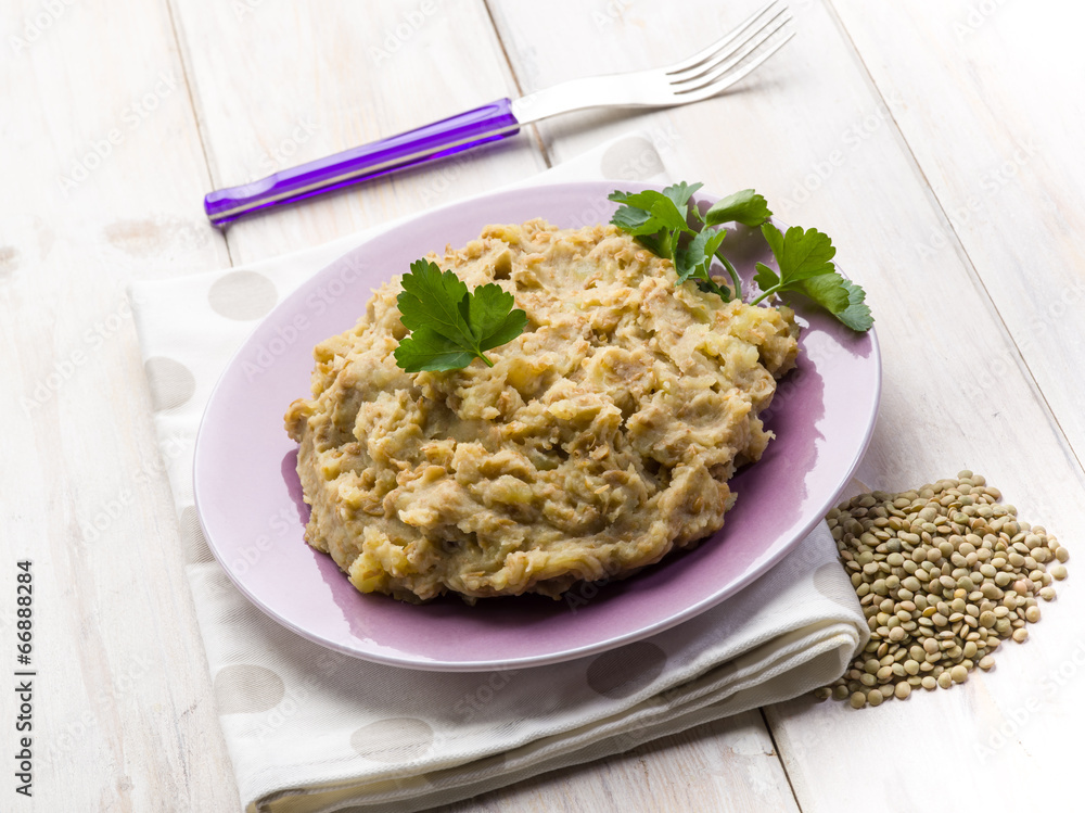 lentils puree with parsley