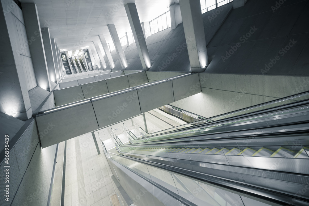 Fototapeta premium subway station interior