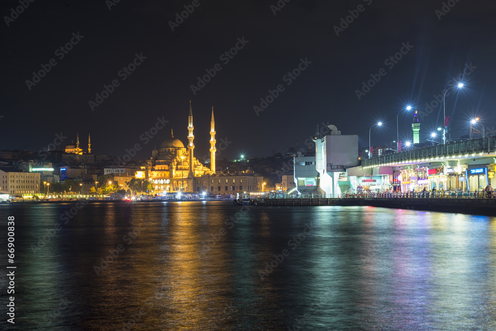 Istanbul di notte