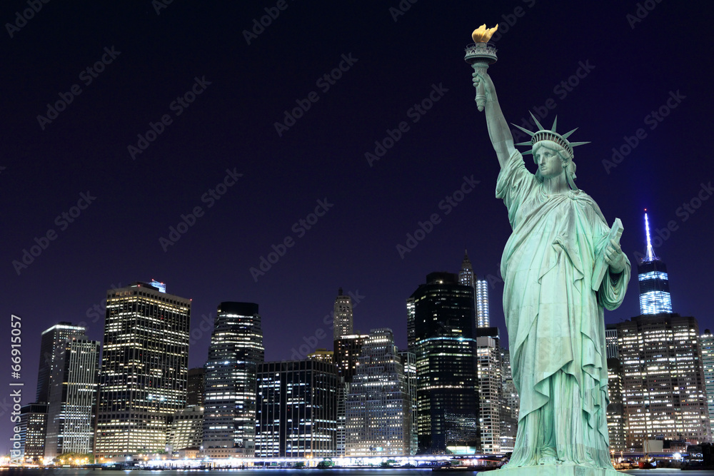 Obraz premium Manhattan i Statua Wolności, Nowy Jork