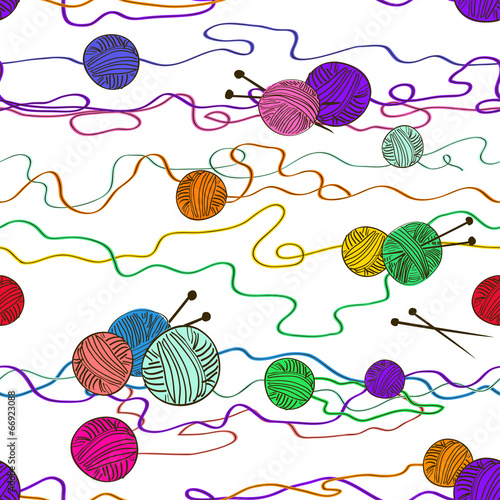 Seamless pattern with balls of yarn