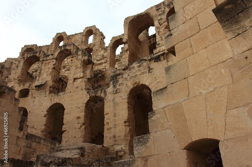 The Coliseum Of El-Jam