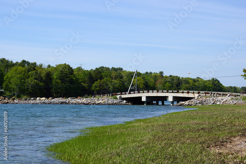 water flows below Talbot Rd. Bridge, Cousins to Littlejohn Islan