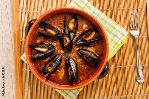 Zuppa di cozze nel coccio