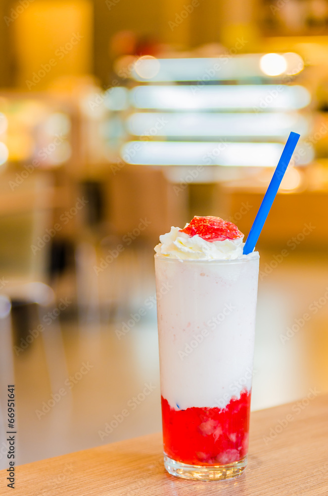 Strawberry smoothie Strawberry smoothie