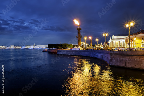 Rostral columns lit by illumination of the white nights at dawn © toshket