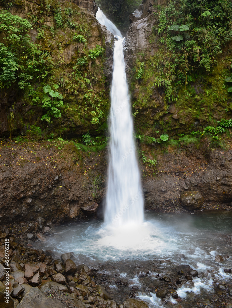El Templo Waterfall, Poas National Park, Costa Rica