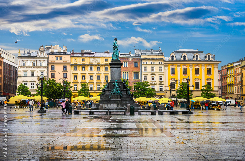 Obraz premium Kraków - historyczne centrum Polski, miasto ze starożytnością