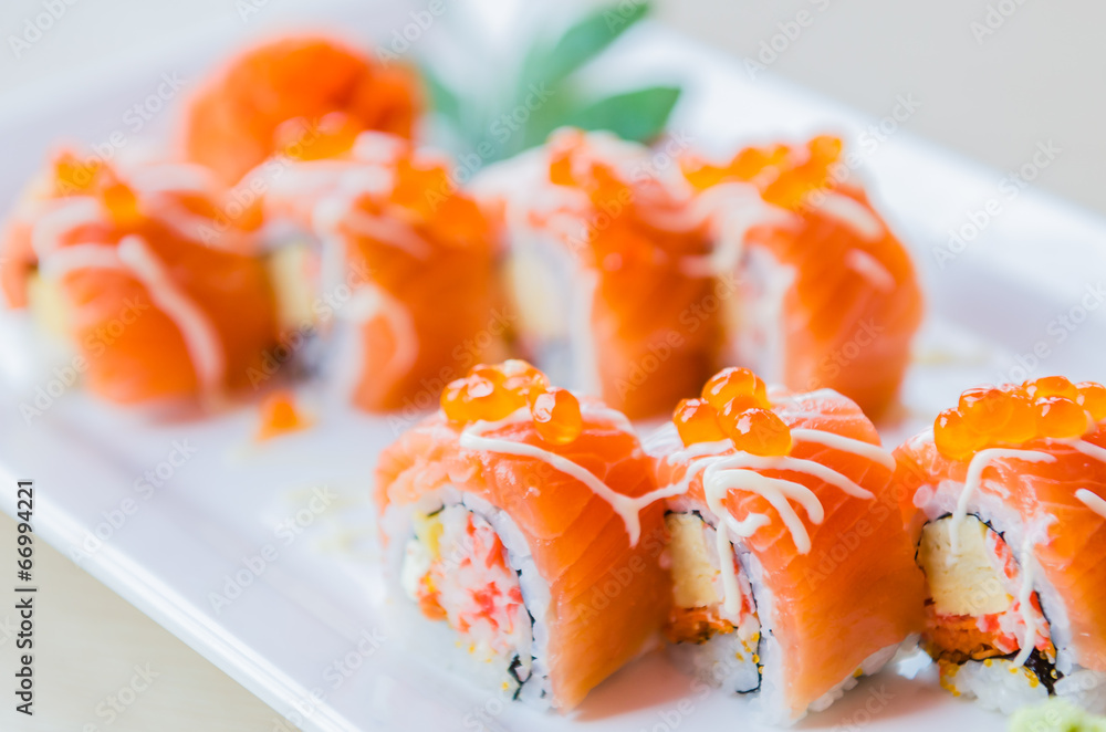Salmon roll sushi