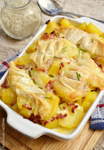 French traditional potato gratin tartiflette