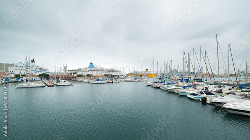 Yacht harbour in Toulon © Michal Adamczyk