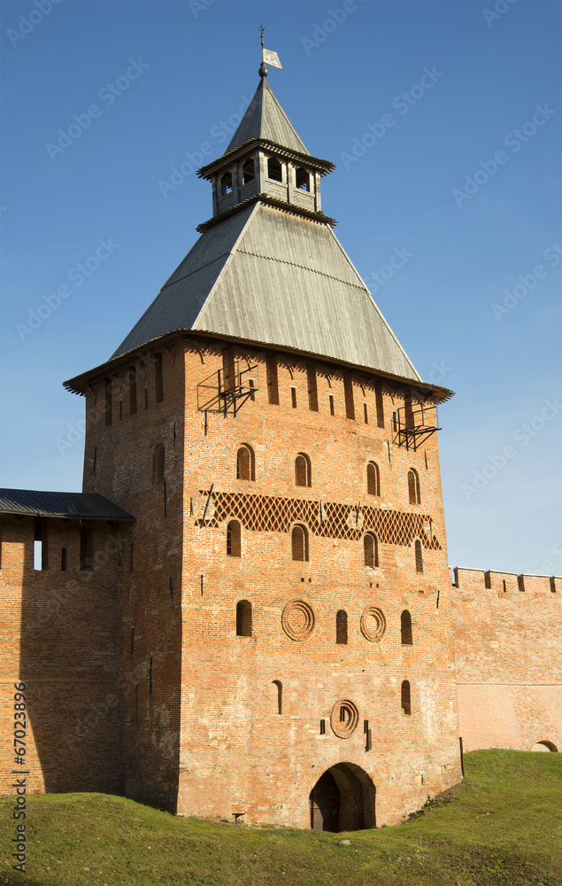Спасская башня кремля Великого Новгорода