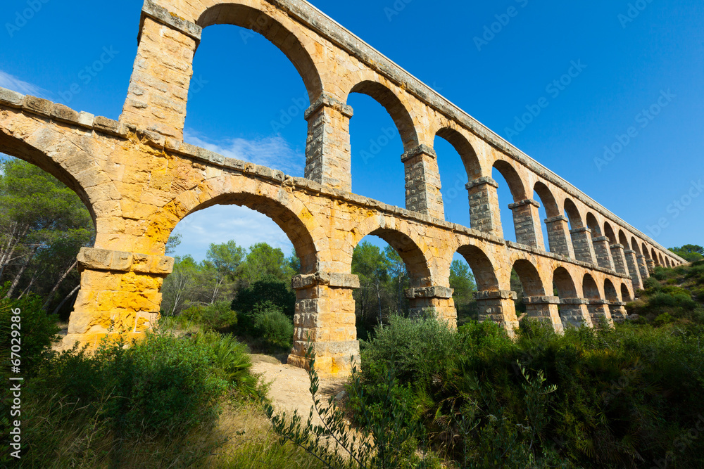 Wide angle shot of Ponte del Diable in Tarragona