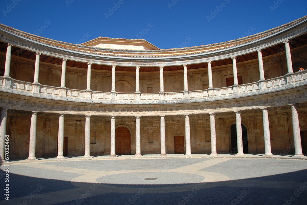 Fototapeta premium Carlos V Palace, Alhambra de Granada, Spain