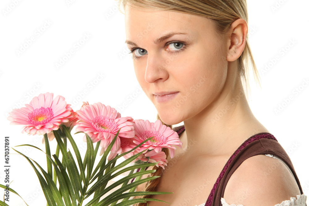 Mädchen mit Blumenstrauß